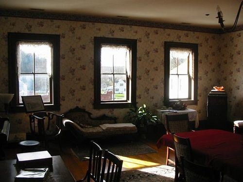 Corner George Inn Bed & Breakfast (Adults Only) Maeystown Exterior photo